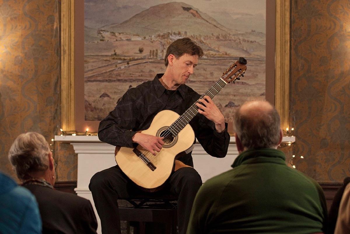 Bruce Paine, classical guitarist performing at Alberton Mt Albert classical guitgarist Bruce Paine performing at Alberton House
