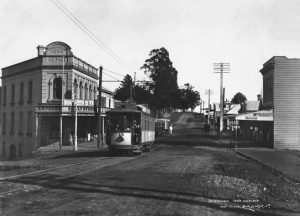 Tram at Kingsland