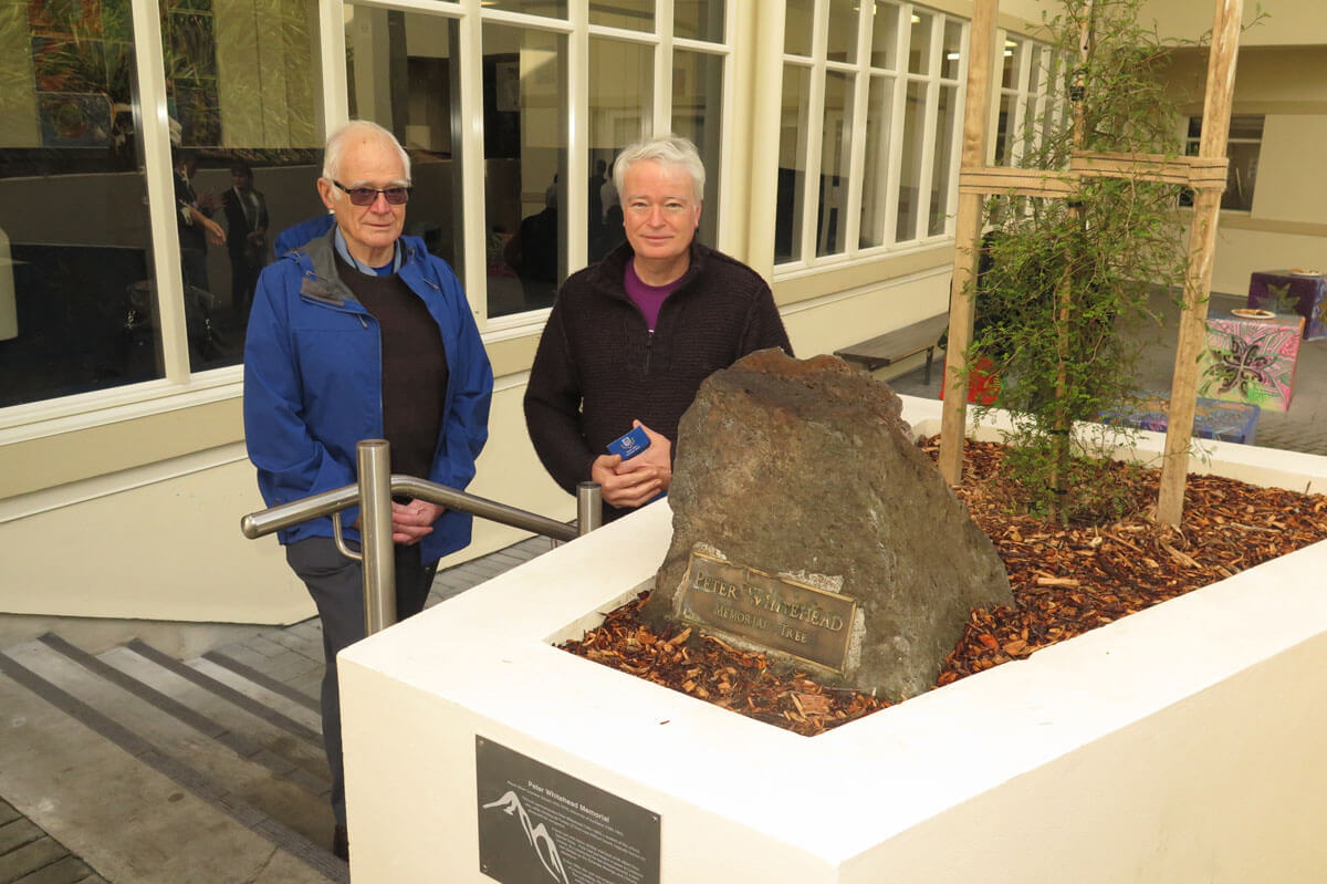 Bob Whitehead and Lindsay Esler at Mt Albert Grammar