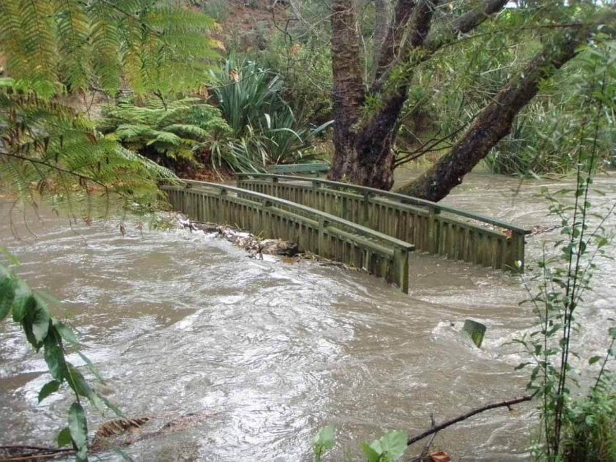 Flooding at Oakley Creek, Mt Albert Oakley Creek in Mt Albert in flood